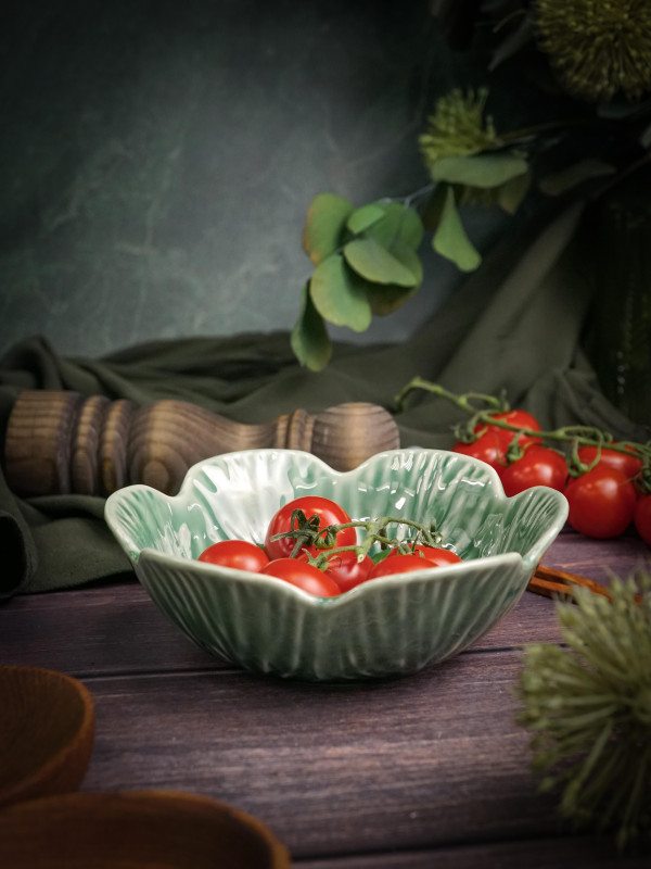 Cabbage, Tomato