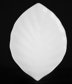 БЛЮДО декор.''ЛИСТ'' 12'' (300мм)[ivory LQ-Q146]