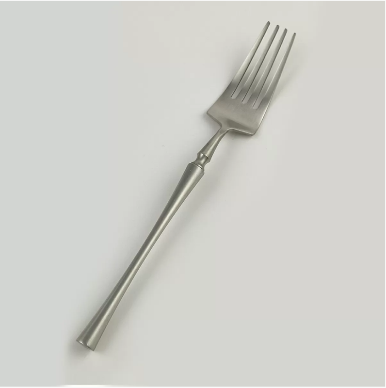 Вилка столовая ,серебряный матовый цвет,серия "1920-Silver" P.L.