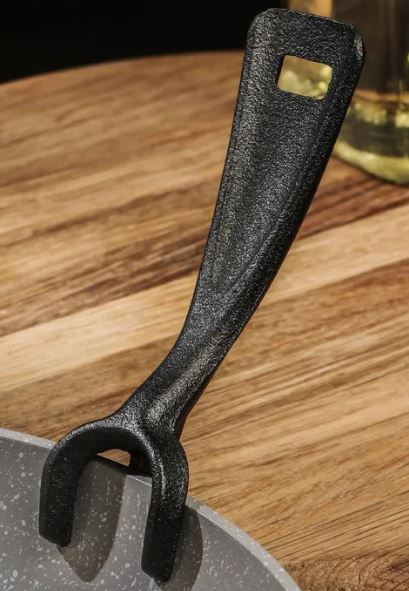 Ручка для сковороды, длина 13 см, материал чугун