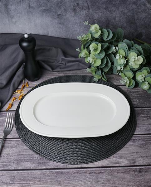 Блюдо овальное 34 см, LINE