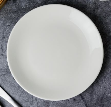 Тарелка без рима d 18 см BASIC Seasons