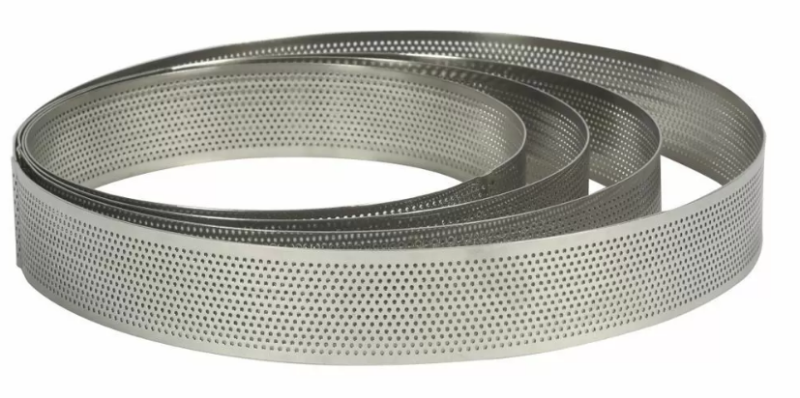 Форма круглая перфорированная d 8 см, h 3,5 см