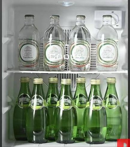 Шкаф холодильный со стеклом COOLEQ TBC-38 черный термоэлектрический